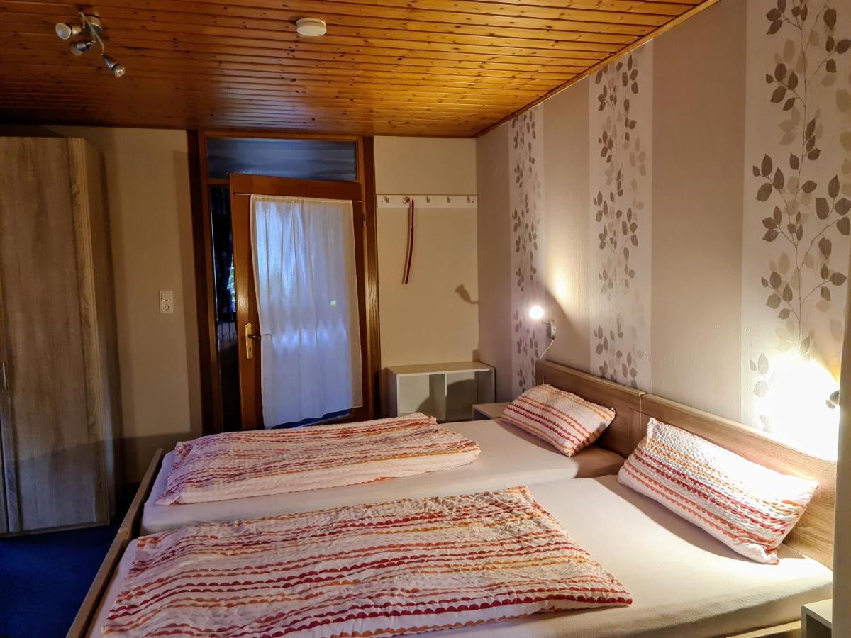Ferienappartement Persang Gbr Eppenbrunn Esterno foto
